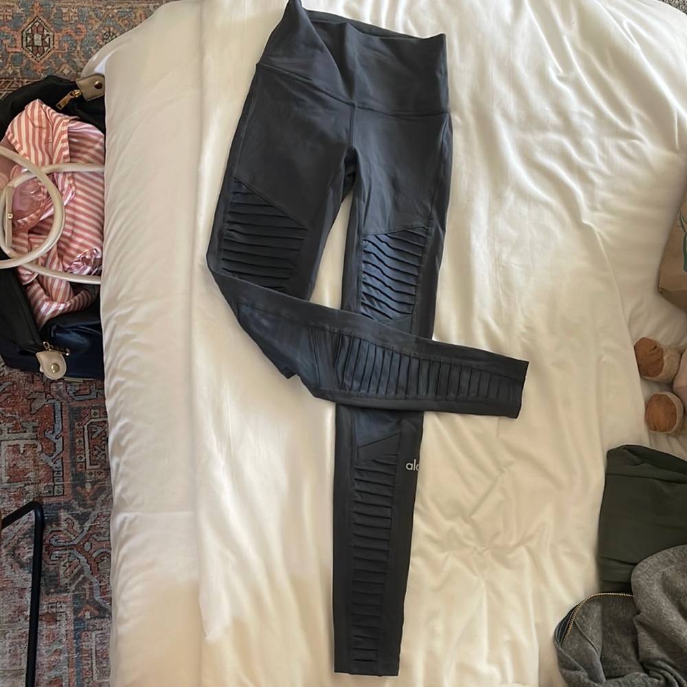 Alo Moto Leggings